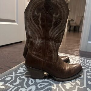 Ariat Brown Western Boots